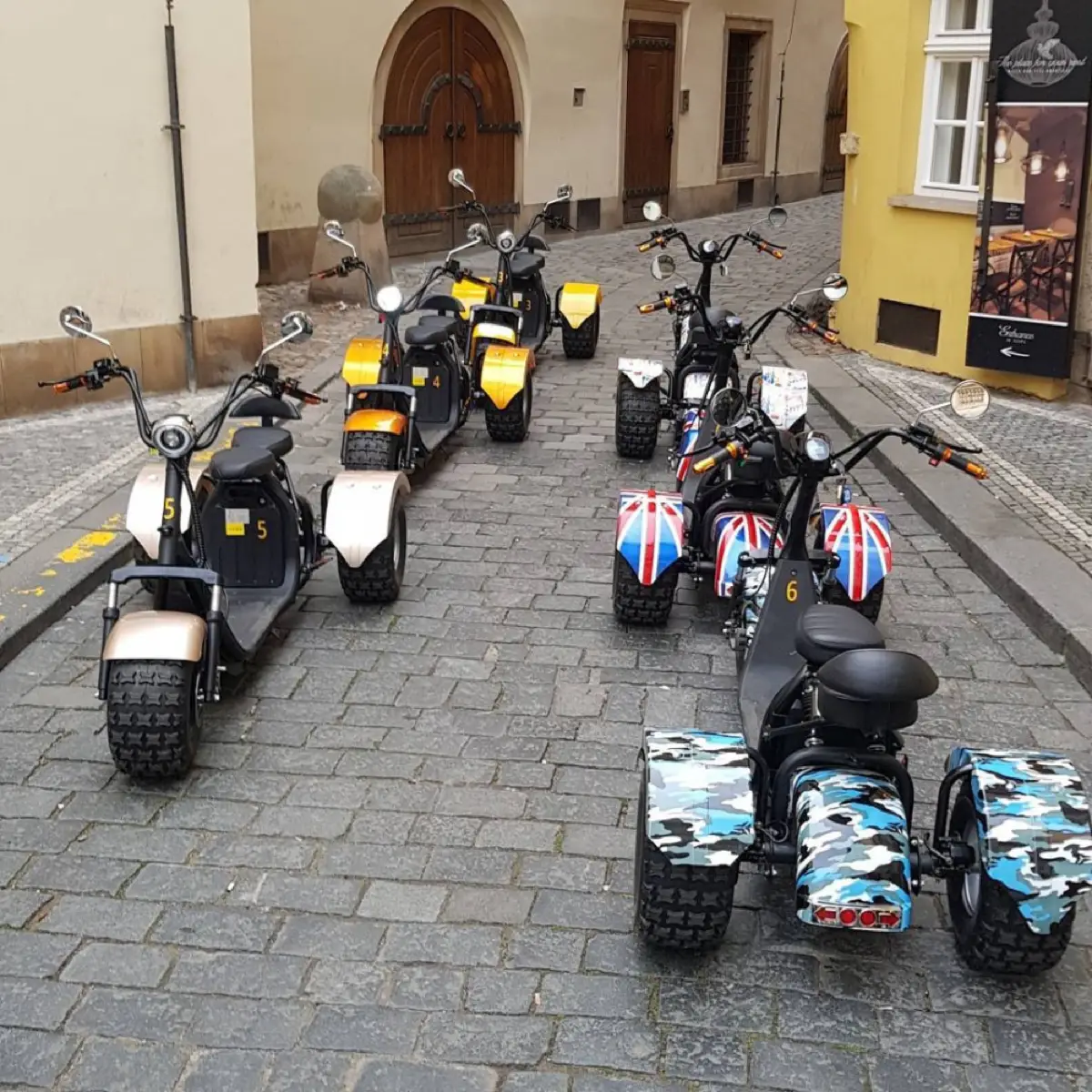Trike e scooter tour in Praag