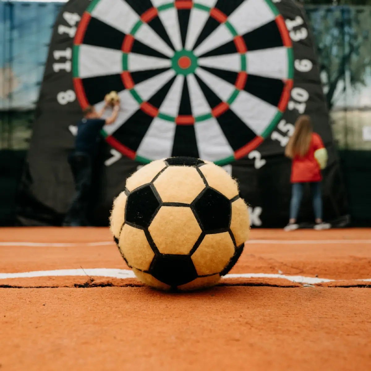 Foot darts in Praag