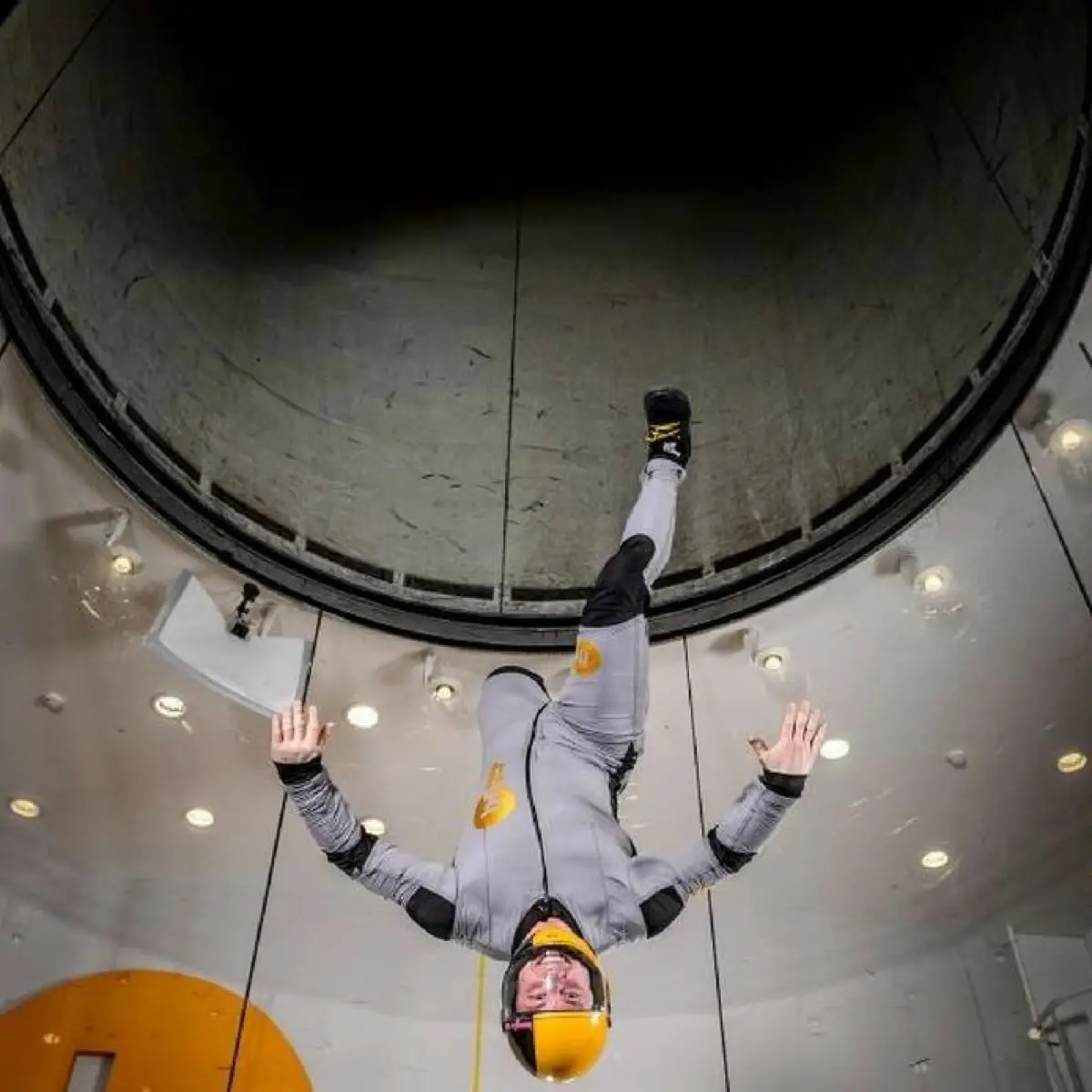 Indoor skydiving in Praag
