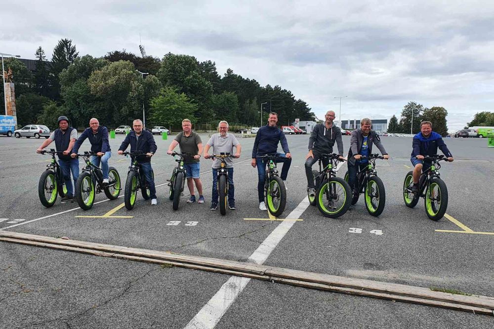 E-scooter en fat tire e-bike tour Praag - Afbeelding 6