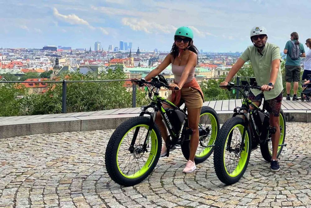 E-scooter en fat tire e-bike tour Praag - Afbeelding 4