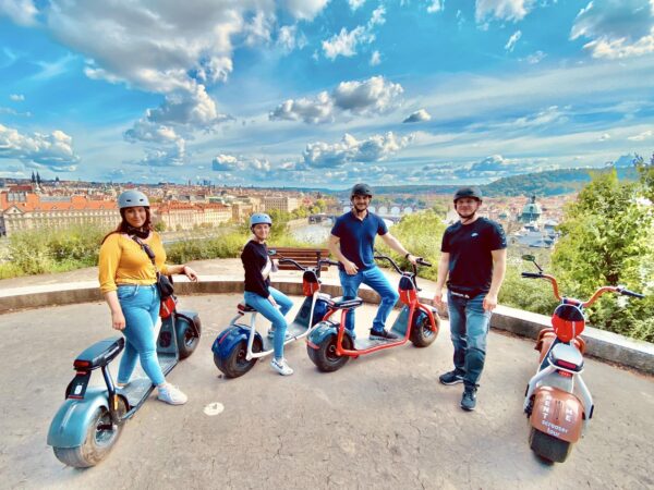Scrooser tour Praag